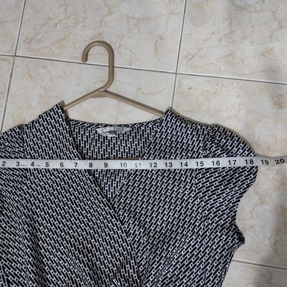 Speechless Casual Dress Flattering Summer Fits Comfy Summer Wrap Dress Small - Picture 8 of 12